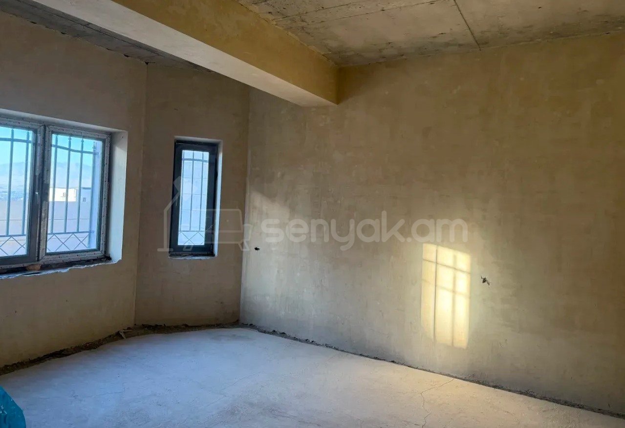 4 Սենյականոց Սեփական Տուն, 242քմ