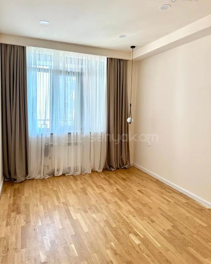 2 Սենյականոց Բնակարան Նորակառույցում, 67քմ, 10/12 հարկ, Կապիտալ Վերանորոգված