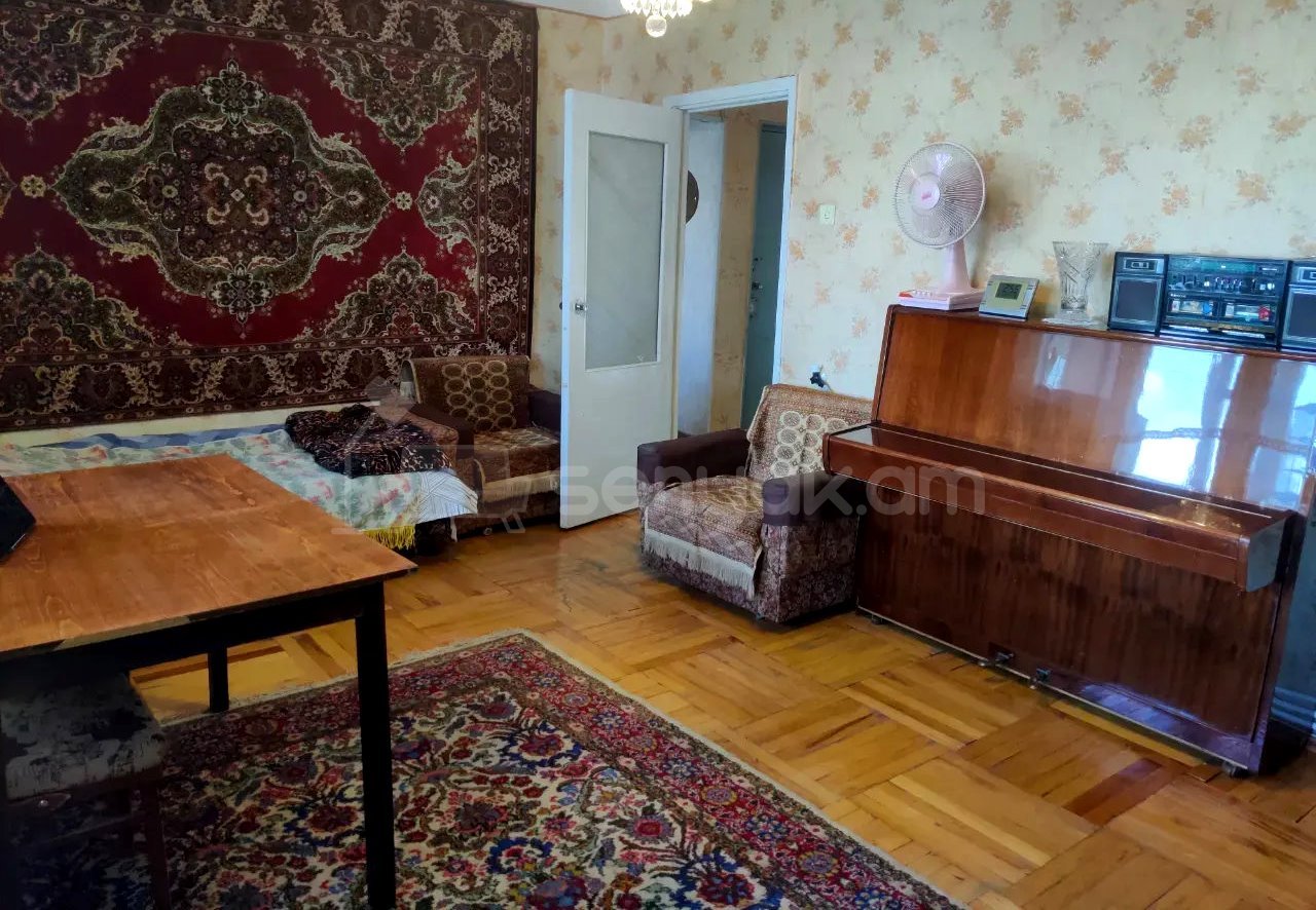 3 Սենյականոց Բնակարան, 75քմ, 4/9 հարկ, Նորմալ Վիճակում