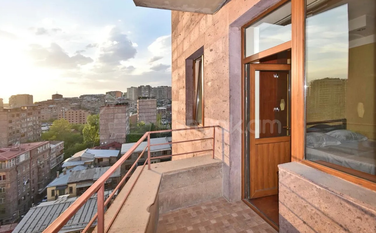 3 Սենյականոց Բնակարան Նորակառույցում, 120քմ, 11/13 հարկ, Կապիտալ Վերանորոգված, Կահավորված, Արևկող