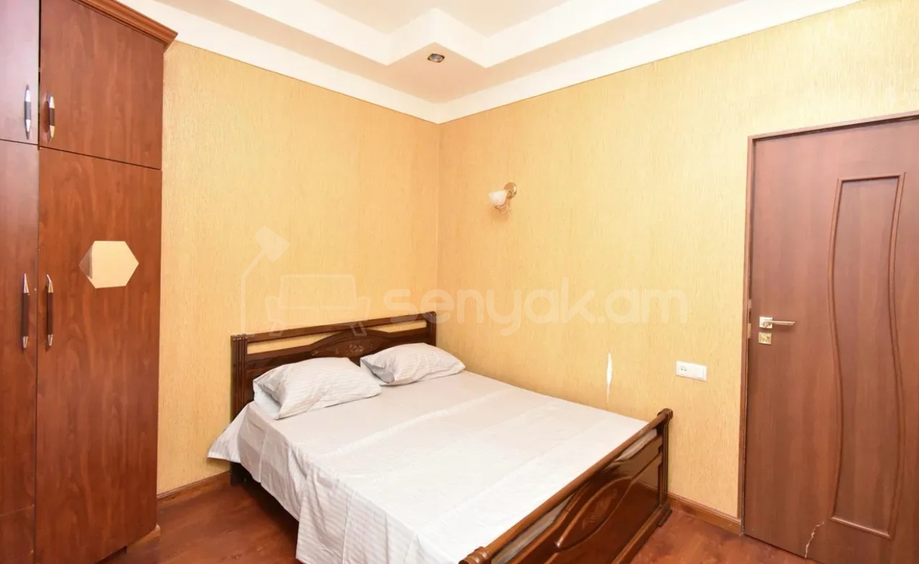 3 Սենյականոց Բնակարան Նորակառույցում, 120քմ, 11/13 հարկ, Կապիտալ Վերանորոգված, Կահավորված, Արևկող