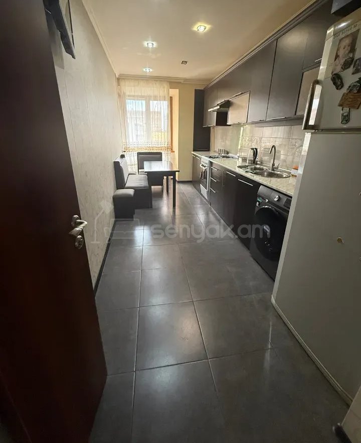 4 Սենյականոց Բնակարան, 94քմ, 7/9 հարկ, Կապիտալ Վերանորոգված