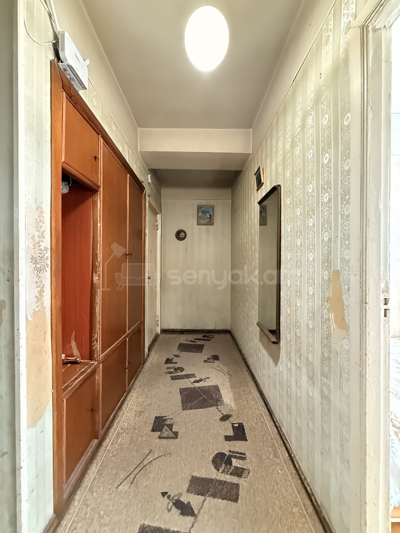 3 Սենյականոց Բնակարան Քարե Շենքում, 89քմ, 4/5 հարկ, Պետական Վիճակում