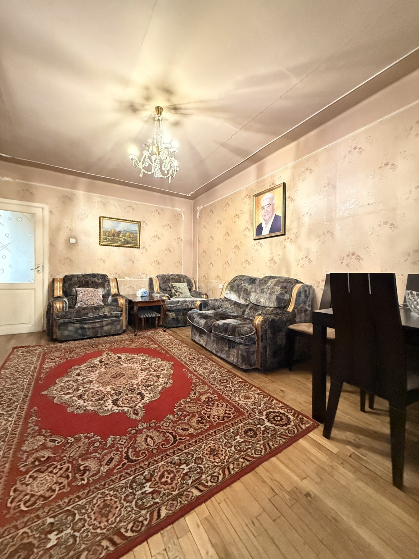 3 Սենյականոց Բնակարան Քարե Շենքում, 89քմ, 4/5 հարկ, Պետական Վիճակում