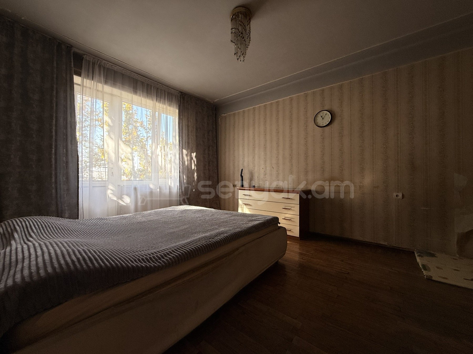 3 Սենյականոց Բնակարան Քարե Շենքում, 89քմ, 4/5 հարկ, Պետական Վիճակում