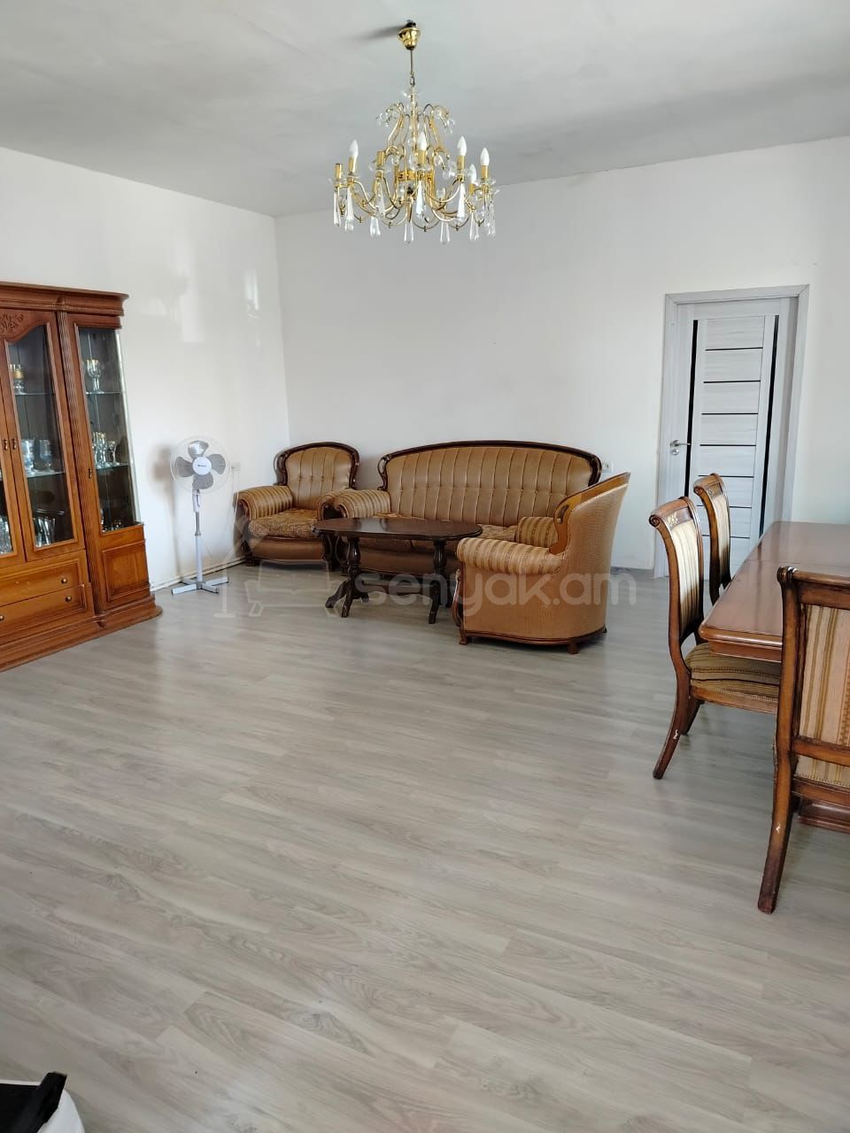 8 Սենյականոց Սեփական Տուն, 260քմ, Կապիտալ Վերանորոգված, Կահավորված, Ավտոտնակով