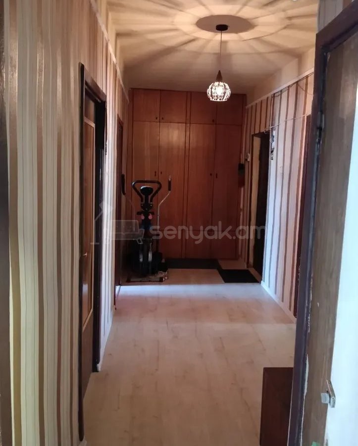 4 Սենյականոց Բնակարան, 90քմ, 7/9 հարկ, Նորմալ Վիճակում