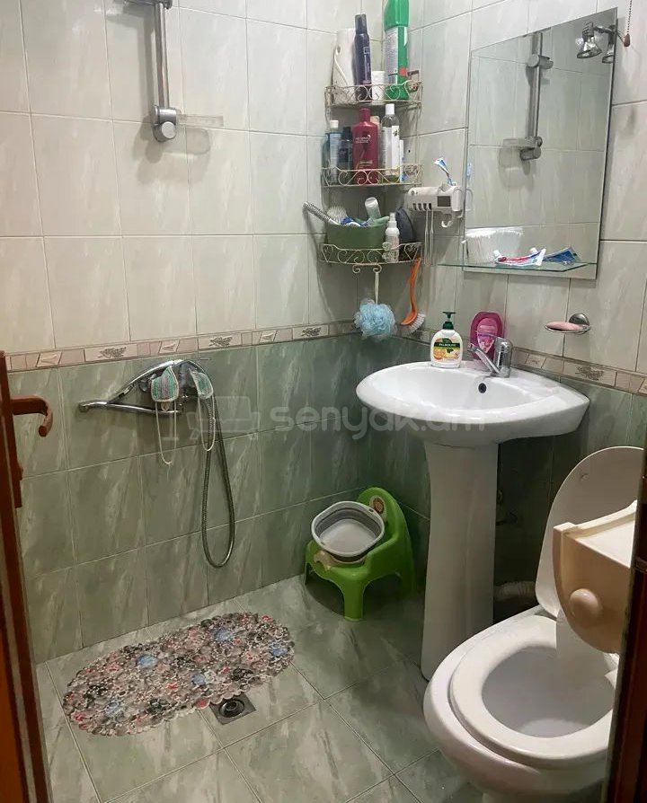 2 Սենյականոց Բնակարան, 32քմ, 4/4 հարկ, Կապիտալ Վերանորոգված