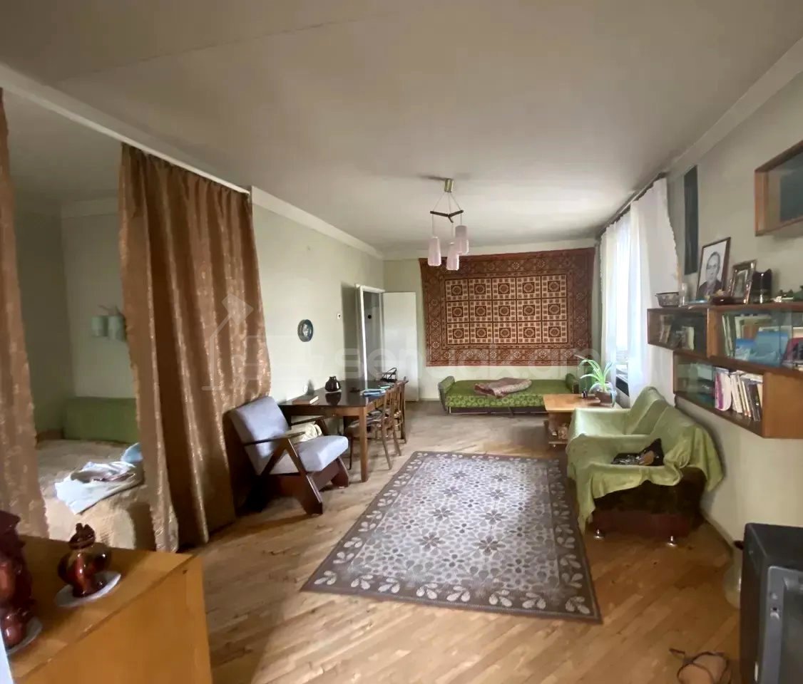 2 Սենյականոց Բնակարան Քարե Շենքում, 57քմ, 2/5 հարկ, Նորմալ Վիճակում