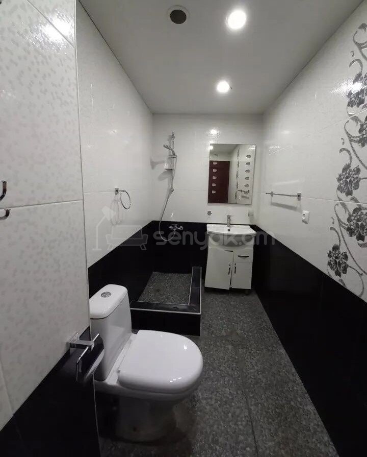 2 Սենյականոց Բնակարան, 46քմ, 1/8 հարկ, Նորմալ Վիճակում