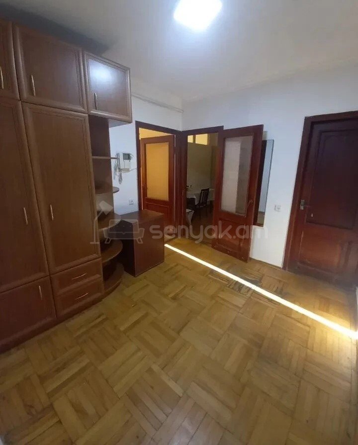 2 Սենյականոց Բնակարան, 46քմ, 1/8 հարկ, Նորմալ Վիճակում