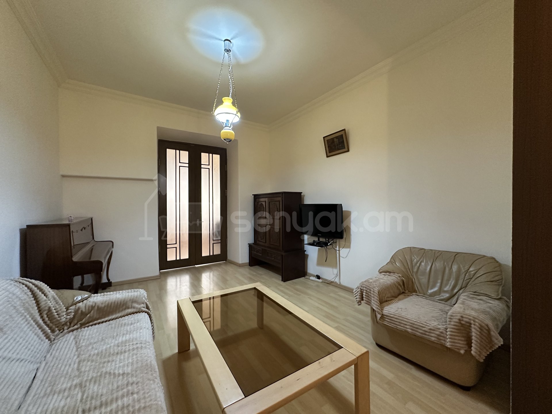 3 Սենյականոց Բնակարան Քարե Շենքում, 73քմ, 5/5 հարկ, Կապիտալ Վերանորոգված, Կահավորված, Արևկող