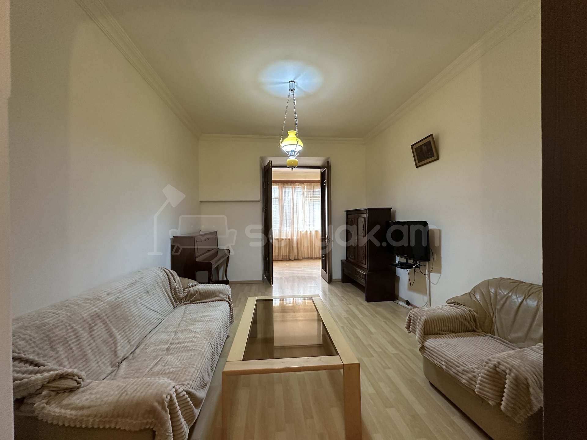 3 Սենյականոց Բնակարան Քարե Շենքում, 73քմ, 5/5 հարկ, Կապիտալ Վերանորոգված, Կահավորված, Արևկող