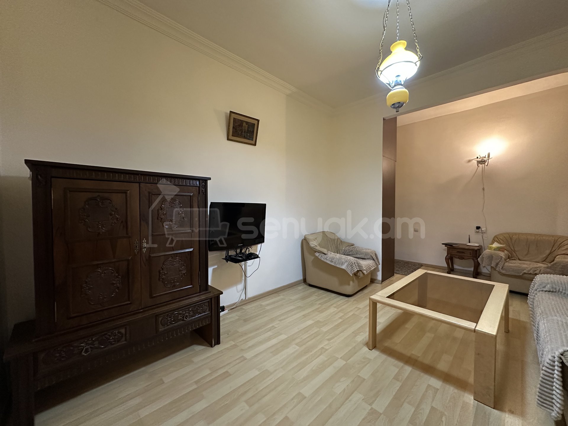 3 Սենյականոց Բնակարան Քարե Շենքում, 73քմ, 5/5 հարկ, Կապիտալ Վերանորոգված, Կահավորված, Արևկող