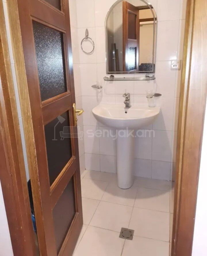 2 Սենյականոց Բնակարան, 48քմ, 1/9 հարկ, Նորմալ Վիճակում