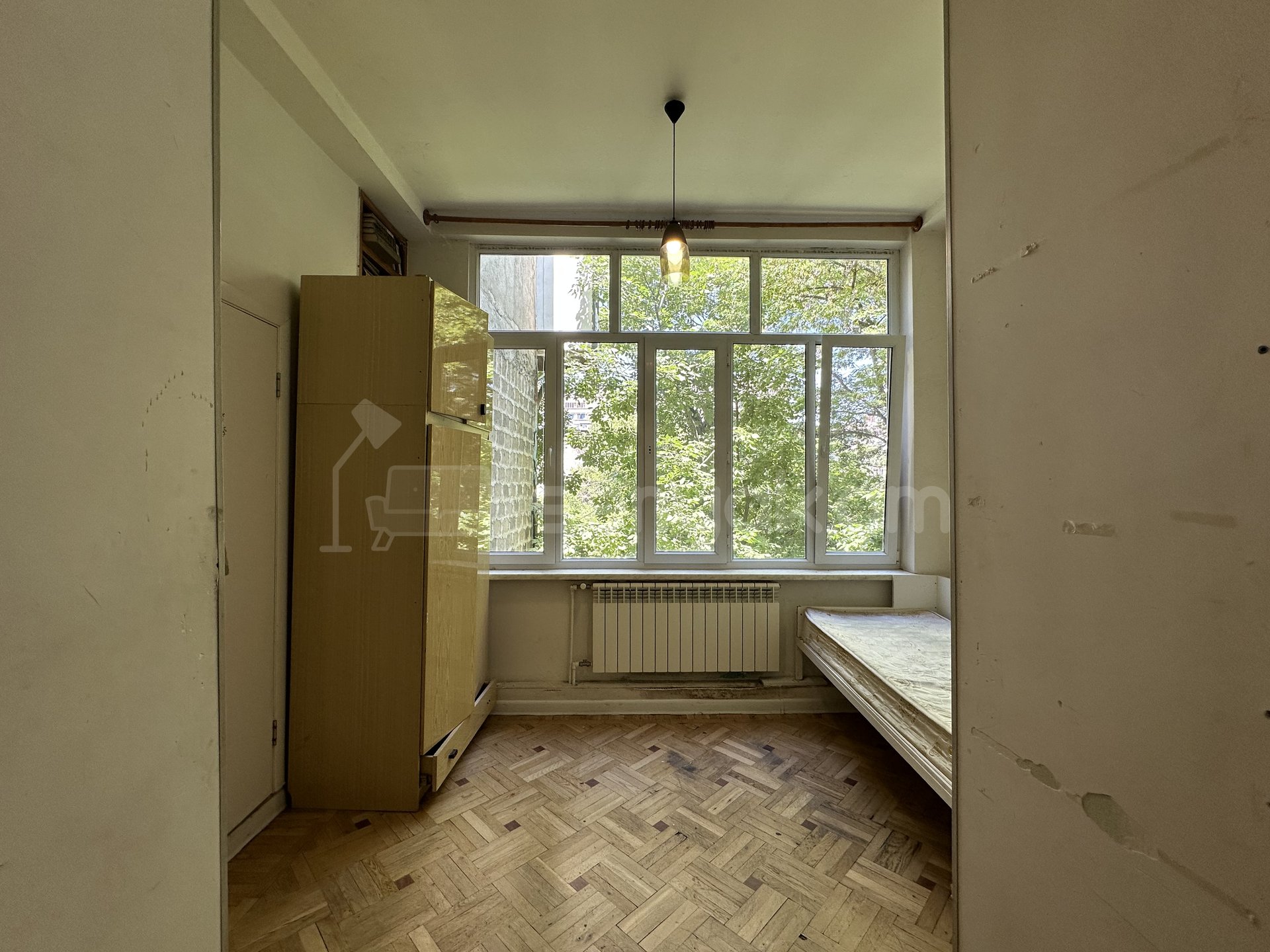 4 Սենյականոց Բնակարան Քարե Շենքում, 120քմ, 3/4 հարկ, Կոսմետիկ Վերանորոգված