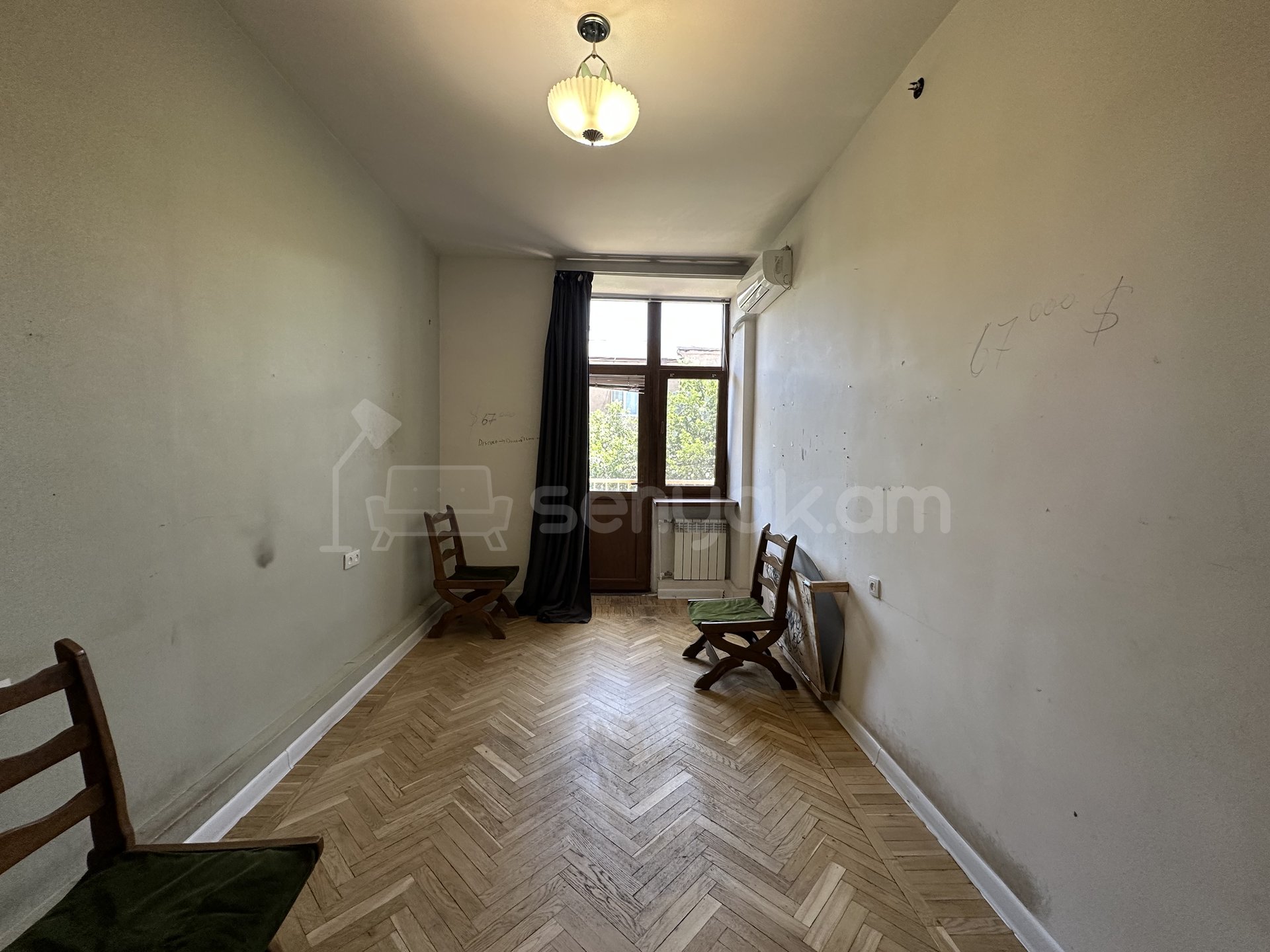 4 Սենյականոց Բնակարան Քարե Շենքում, 120քմ, 3/4 հարկ, Կոսմետիկ Վերանորոգված