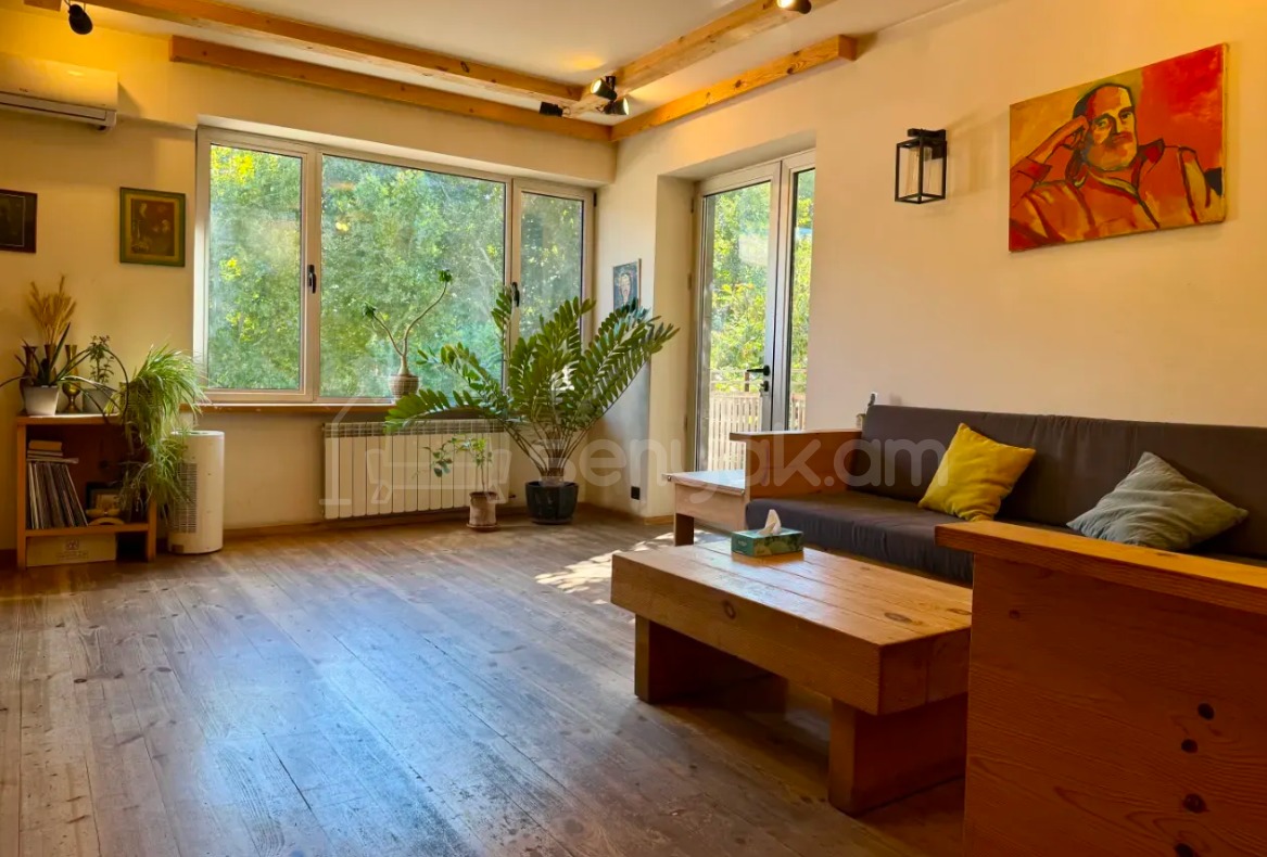 2 Սենյականոց Բնակարան Քարե Շենքում, 60քմ, 3/6 հարկ, Դիզայներական Վերանորոգված