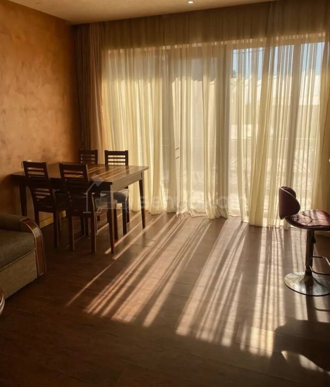 2 Սենյականոց Բնակարան Քարե Շենքում, 68քմ, 2/5 հարկ, Կապիտալ Վերանորոգված, Կահավորված