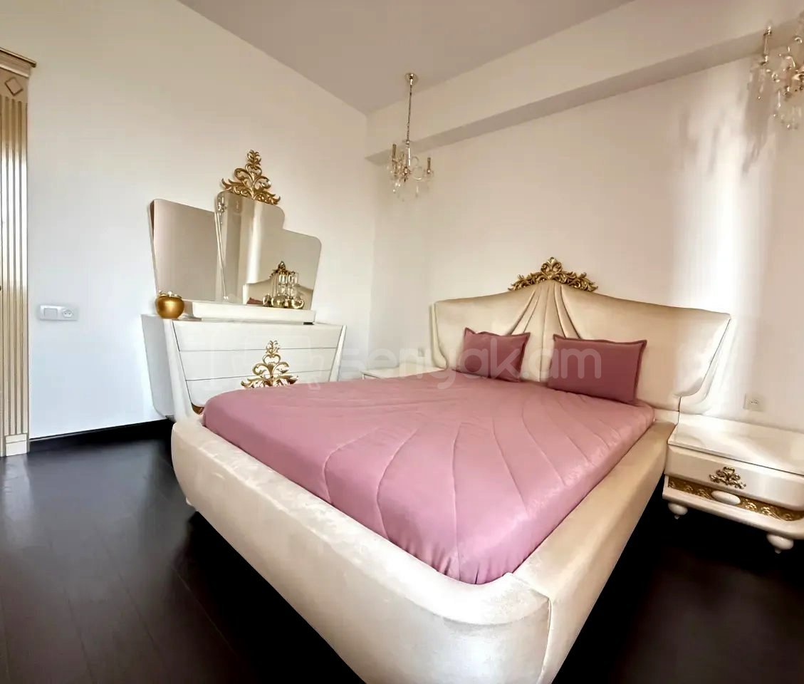 4 Սենյականոց Բնակարան Նորակառույցում, 142քմ, 12/16 հարկ, Դիզայներական Վերանորոգված