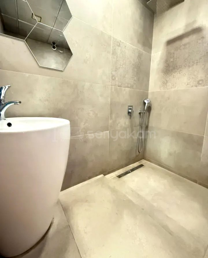 4 Սենյականոց Բնակարան Նորակառույցում, 142քմ, 12/16 հարկ, Դիզայներական Վերանորոգված