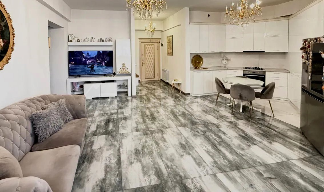 4 Սենյականոց Բնակարան Նորակառույցում, 142քմ, 12/16 հարկ, Դիզայներական Վերանորոգված