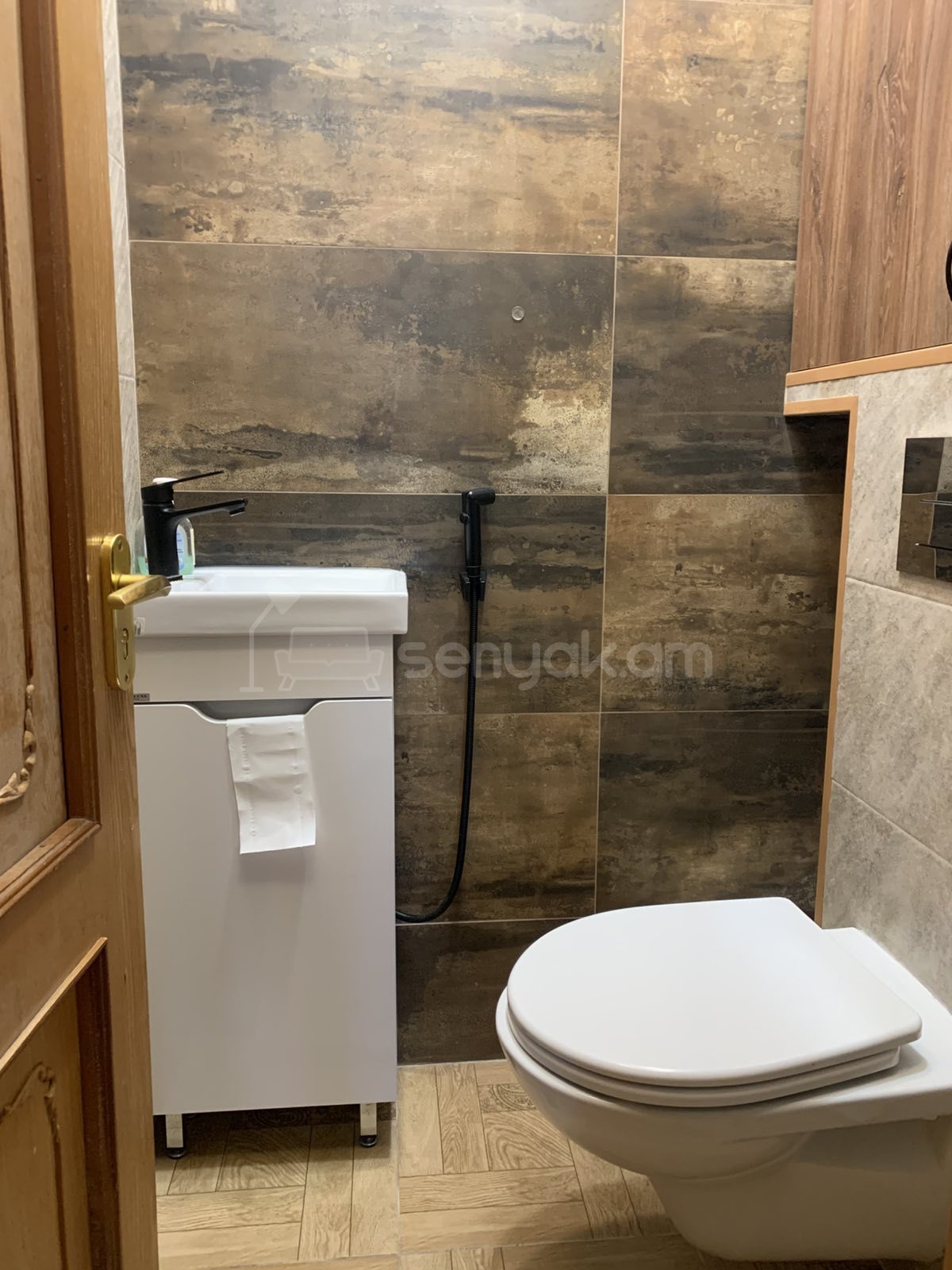 3 Սենյականոց Բնակարան, 100քմ, 4/16 հարկ, Կապիտալ Վերանորոգված