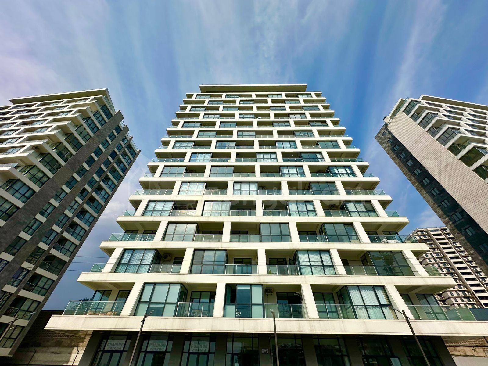 2 Սենյականոց Բնակարան Նորակառույցում, 68քմ, 10/16 հարկ, Կապիտալ Վերանորոգված