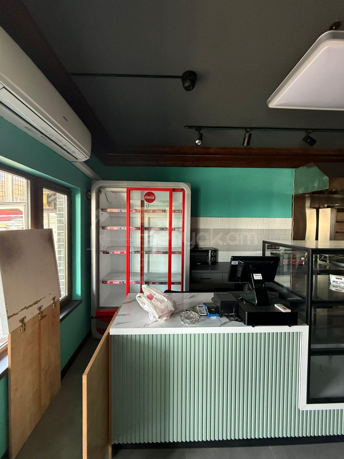 Առևտրի Տարածք, 54քմ, Կապիտալ Վերանորոգված