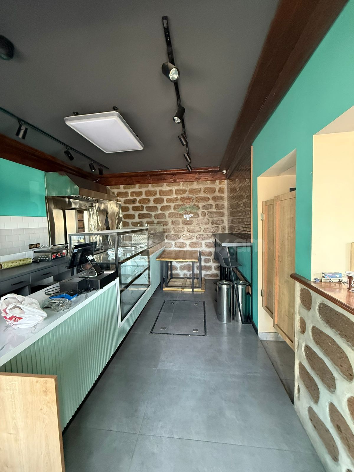 Առևտրի Տարածք, 54քմ, Կապիտալ Վերանորոգված