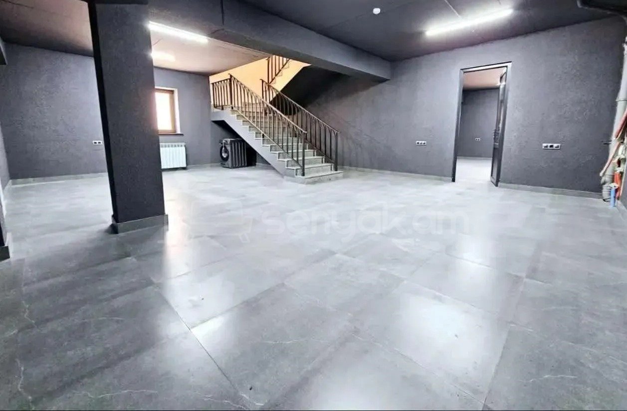 6 Սենյականոց Սեփական Տուն, 441քմ, Կապիտալ Վերանորոգված