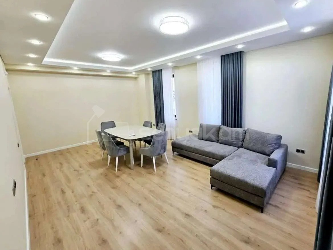 6 Սենյականոց Սեփական Տուն, 441քմ, Կապիտալ Վերանորոգված