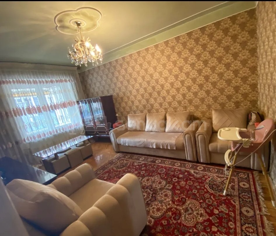 3 Սենյականոց Բնակարան Քարե Շենքում, 60քմ, 1/5 հարկ, Կոսմետիկ Վերանորոգված