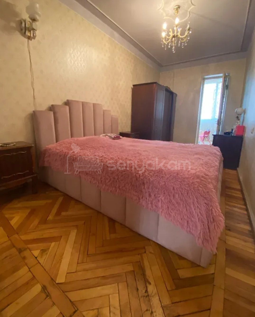 3 Սենյականոց Բնակարան Քարե Շենքում, 60քմ, 1/5 հարկ, Կոսմետիկ Վերանորոգված