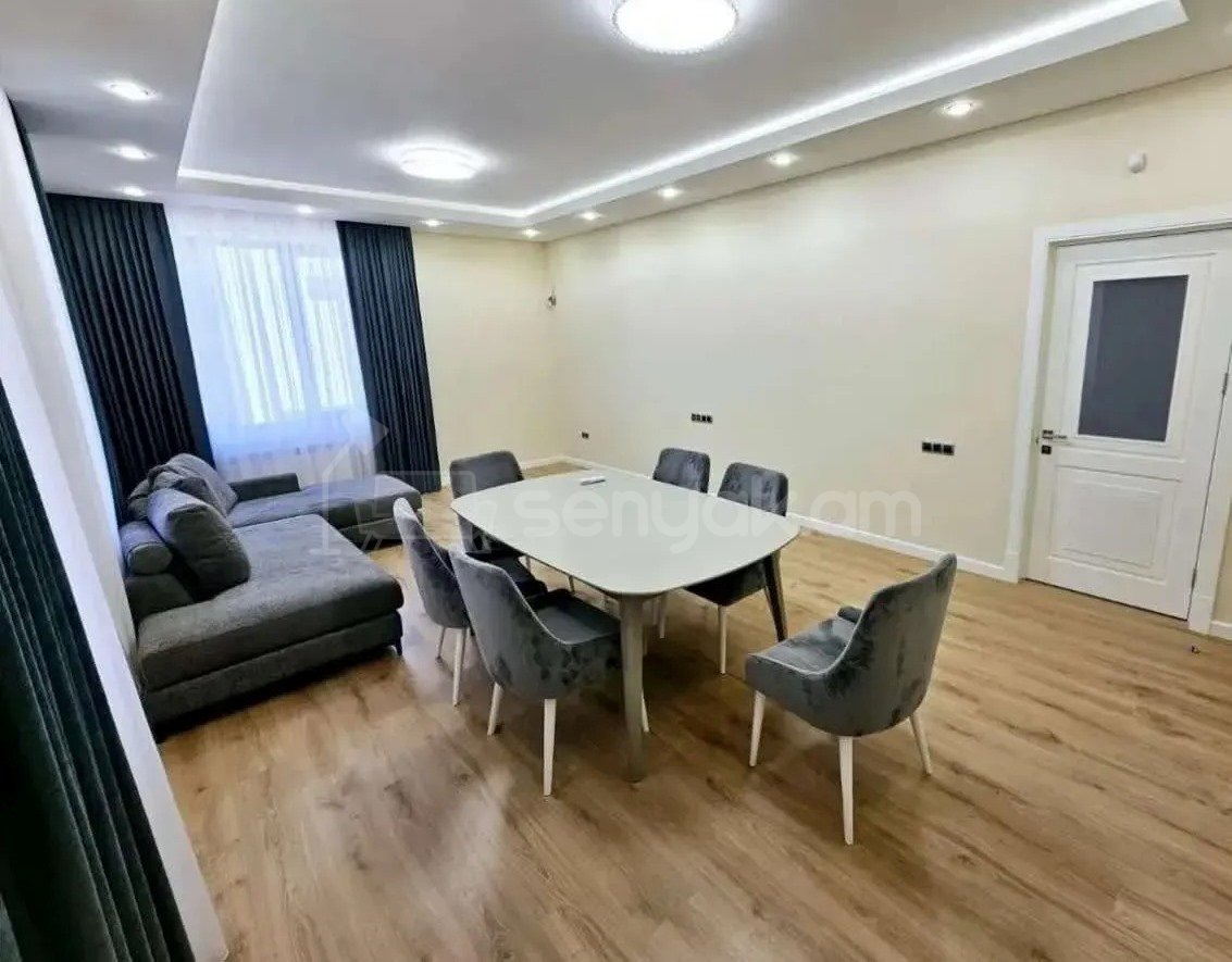 6 Սենյականոց Սեփական Տուն, 441քմ, Կապիտալ Վերանորոգված, Ավտոտնակով