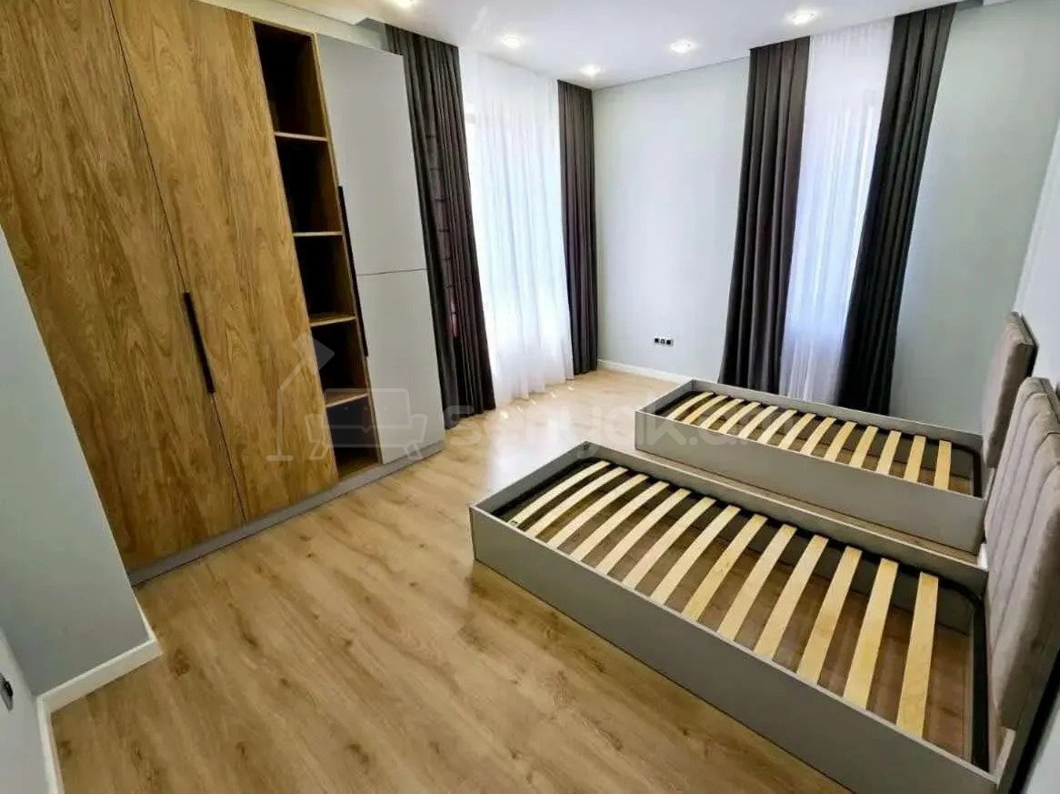 6 Սենյականոց Սեփական Տուն, 441քմ, Կապիտալ Վերանորոգված, Ավտոտնակով