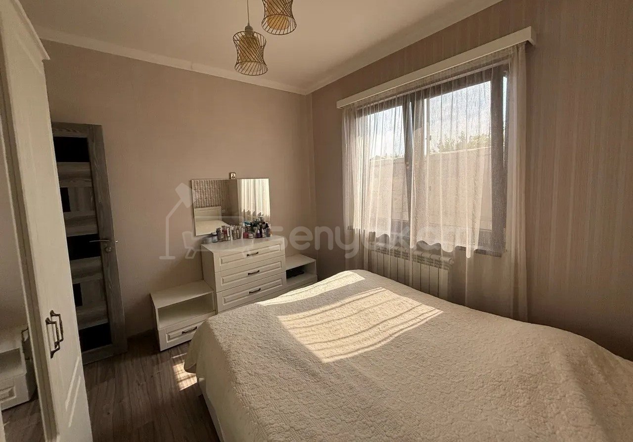 4 Սենյականոց Սեփական Տուն, 98քմ, Կապիտալ Վերանորոգված