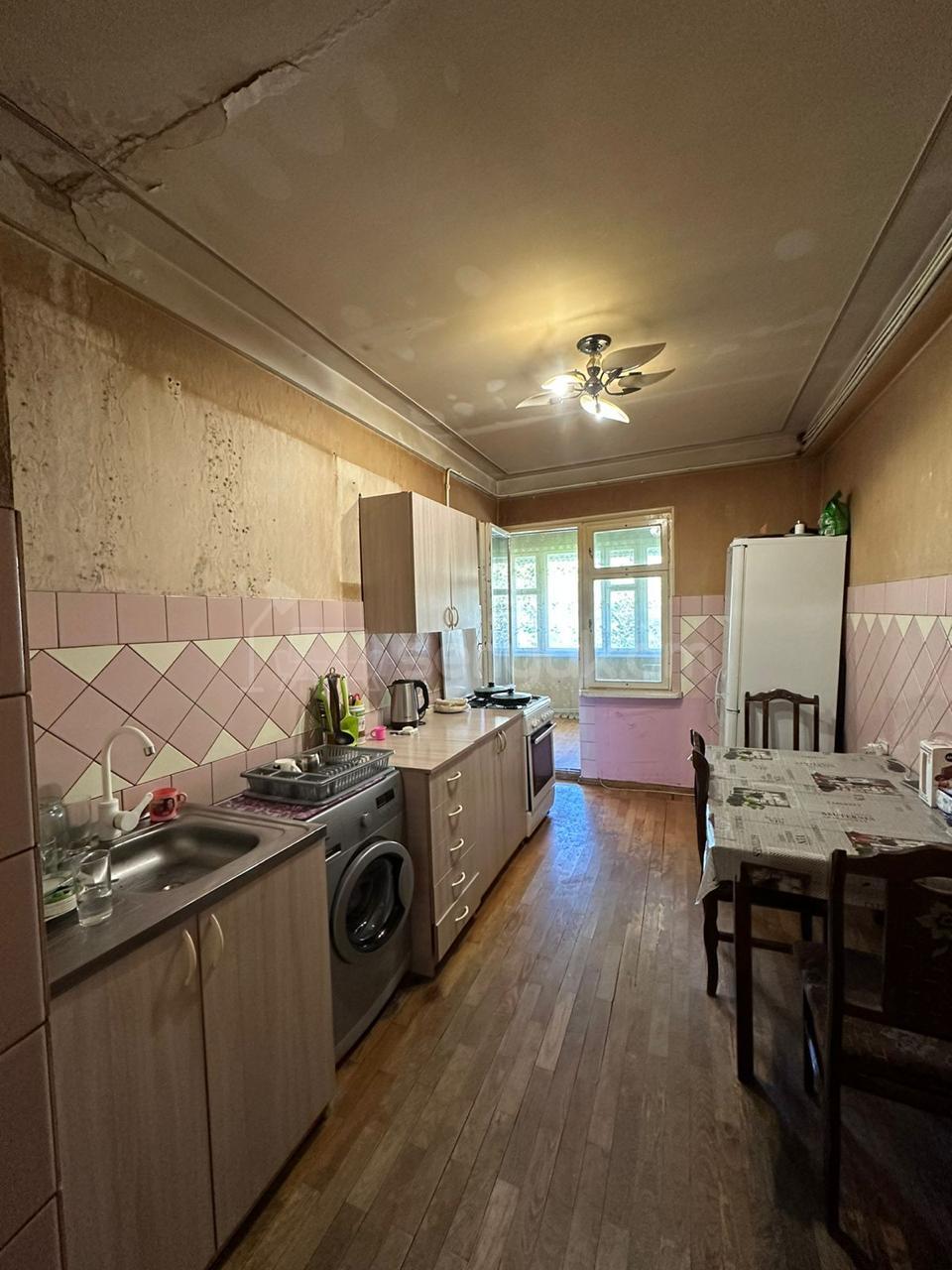 3 Սենյականոց Բնակարան, 92քմ, 3/11 հարկ, Պետական Վիճակում