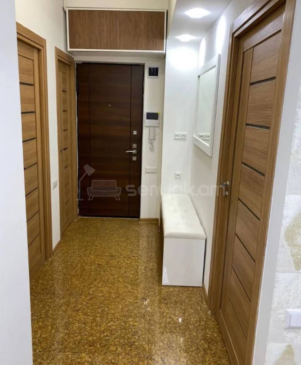 2 Սենյականոց Բնակարան Քարե Շենքում, 50քմ, 9/10 հարկ, Կապիտալ Վերանորոգված, Կահավորված, Արևկող