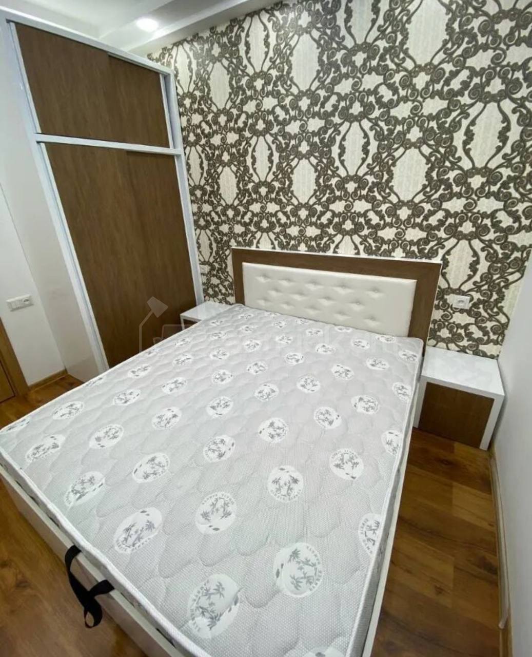 2 Սենյականոց Բնակարան Քարե Շենքում, 50քմ, 9/10 հարկ, Կապիտալ Վերանորոգված, Կահավորված, Արևկող