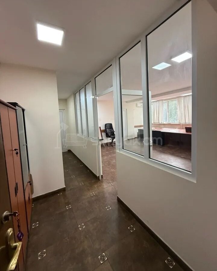 Օֆիսային Տարածք, 75քմ