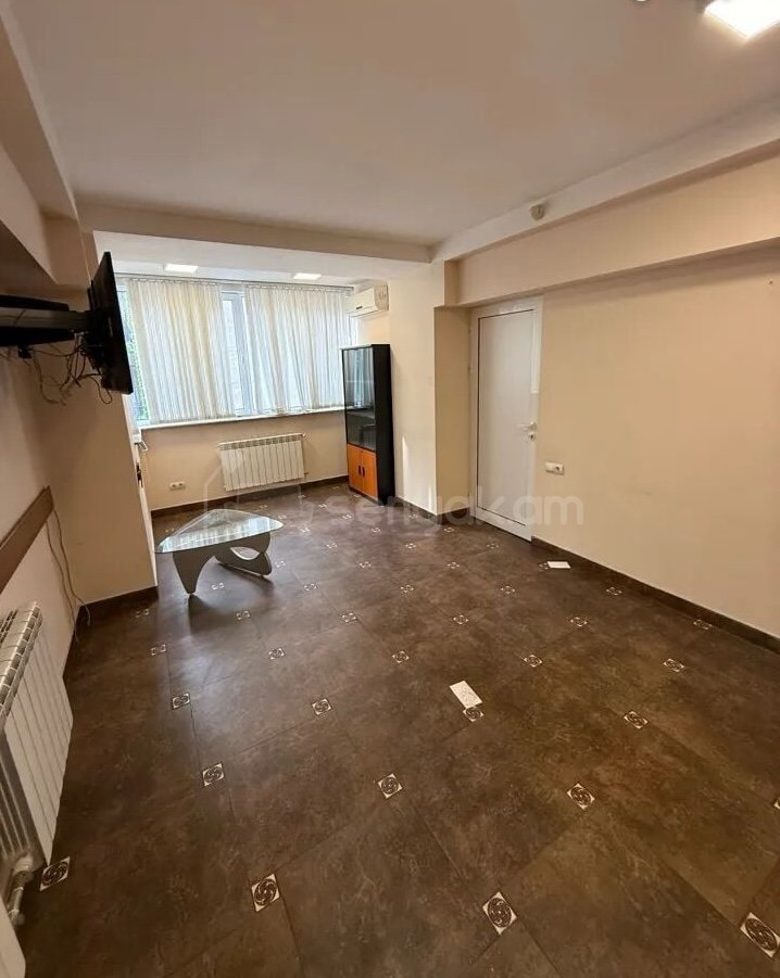 Օֆիսային Տարածք, 75քմ