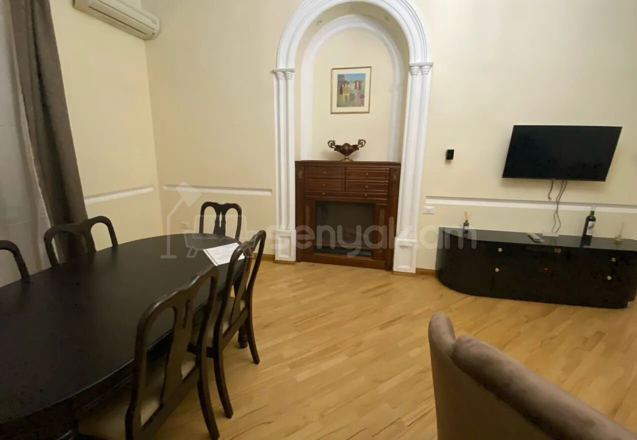 3 Սենյականոց Բնակարան, 95քմ, 4/4 հարկ, Կապիտալ Վերանորոգված, Կահավորված