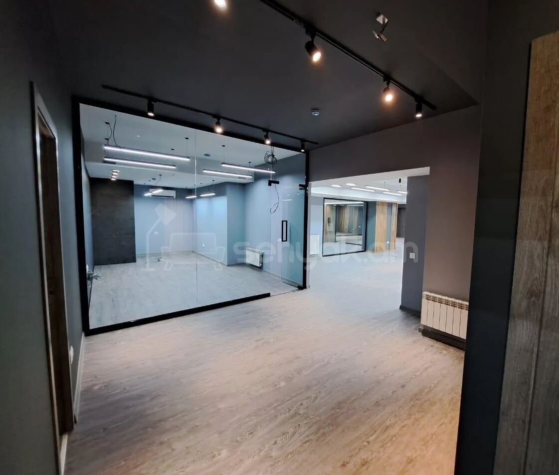 Կոմերցիոն Տարածք, 350քմ, Կապիտալ Վերանորոգված