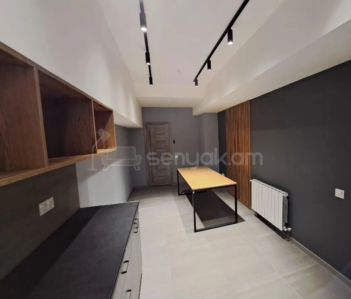 Կոմերցիոն Տարածք, 350քմ, Կապիտալ Վերանորոգված