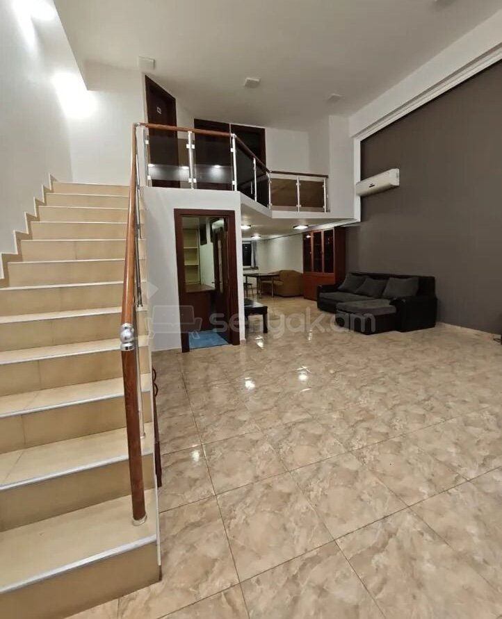 4 Սենյականոց Բնակարան, 102քմ, 3/5 հարկ, Կապիտալ Վերանորոգված, Կահավորված