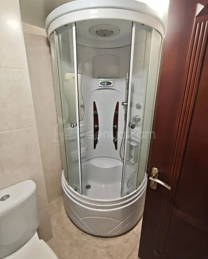 4 Սենյականոց Բնակարան, 102քմ, 3/5 հարկ, Կապիտալ Վերանորոգված, Կահավորված