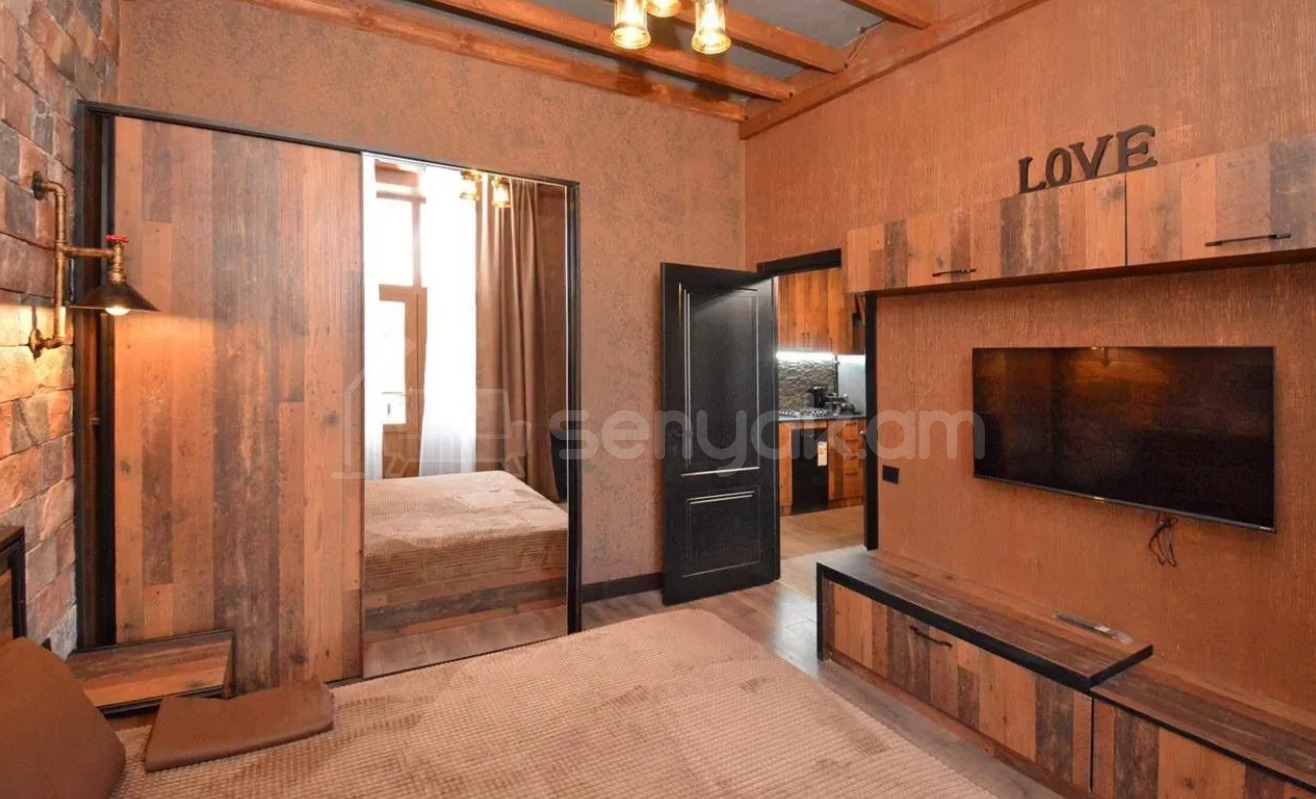 3 Սենյականոց Բնակարան, 80քմ, 4/5 հարկ, Դիզայներական Վերանորոգված, Կահավորված