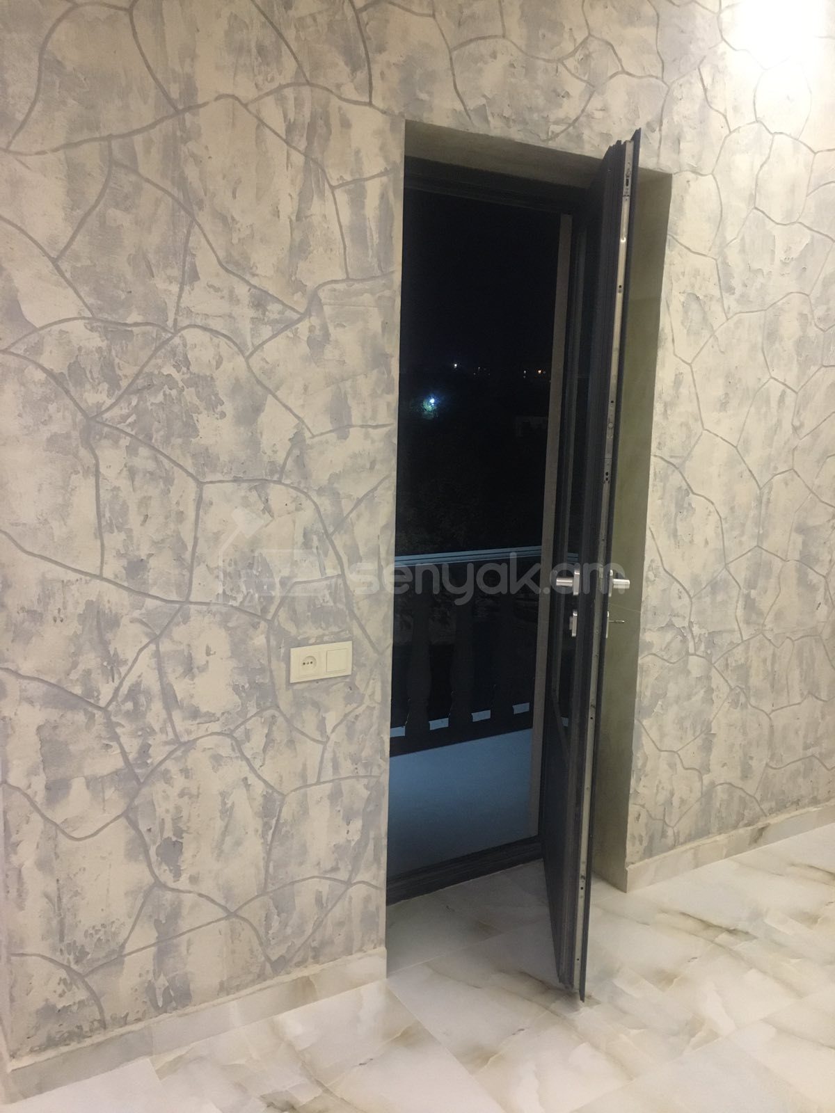 2 Սենյականոց Բնակարան Քարե Շենքում, 60քմ, 2/2 հարկ, Կապիտալ Վերանորոգված, Կահավորված, Արևկող