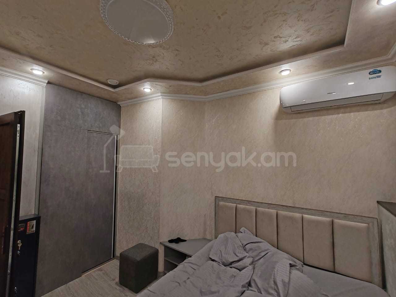 2 Սենյականոց Բնակարան Քարե Շենքում, 56քմ, 1/1 հարկ, Նորմալ Վիճակում, Կահավորված